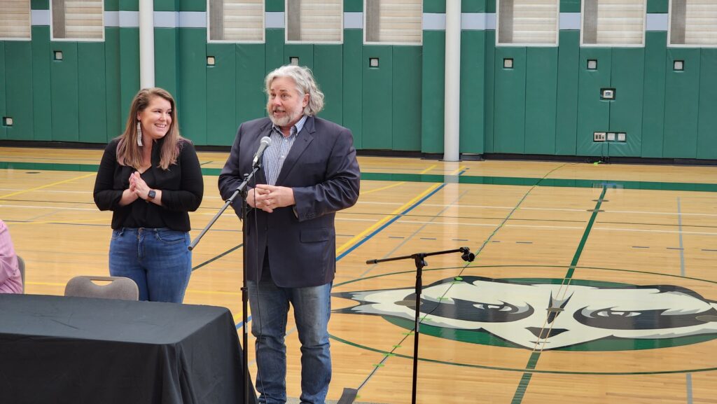 Chinook Indian Nation representative Rachel Cushman and CCC President Chris Breitmeyer announce the Chinook Indian Tuition Waiver