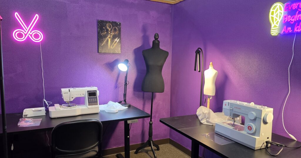 Fiber lab with sweing machines and dress forms